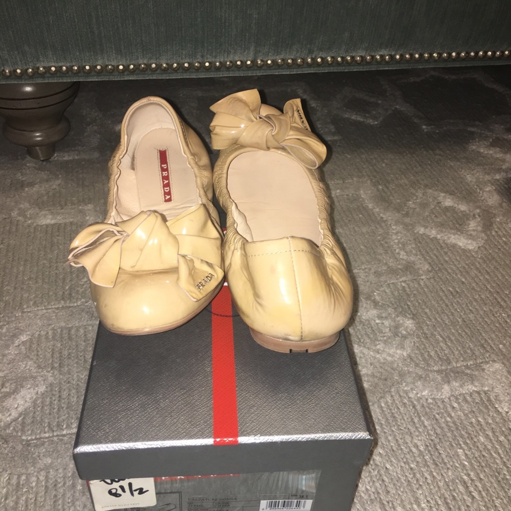 Prada flats with bow